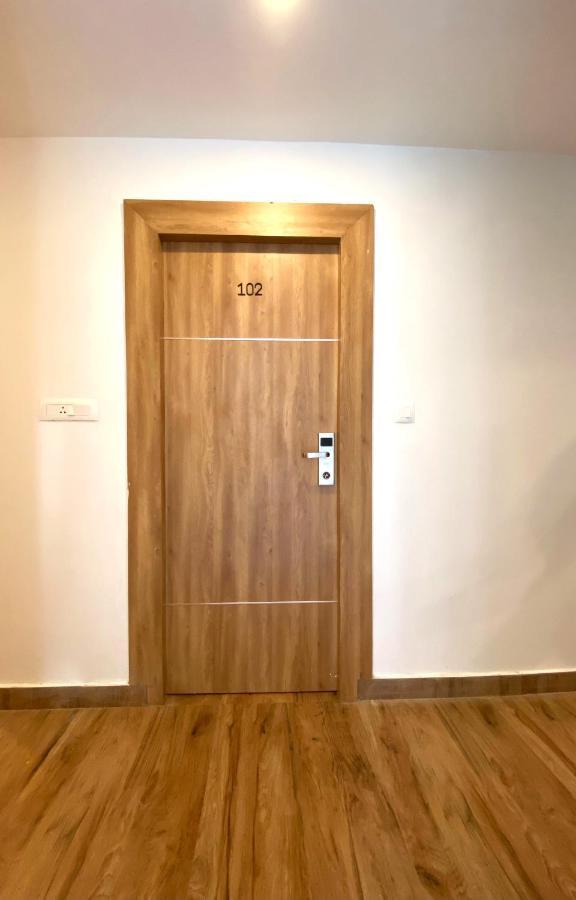 Hotel Bluestone Калахасти Экстерьер фото